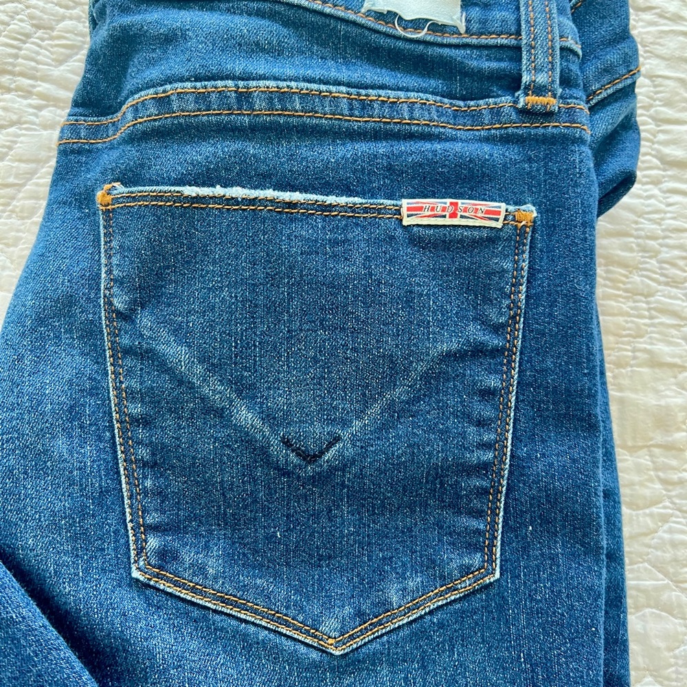 EUC Hudson Natalie MidRise Crop Super Skinny Jeans, size 30.